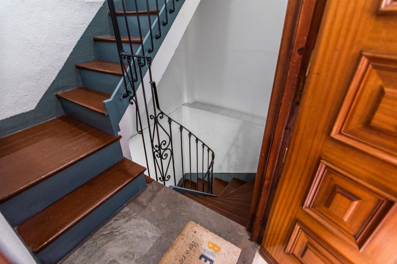Tuguest Isabel La Catolica II Apartment Гранада Экстерьер фото