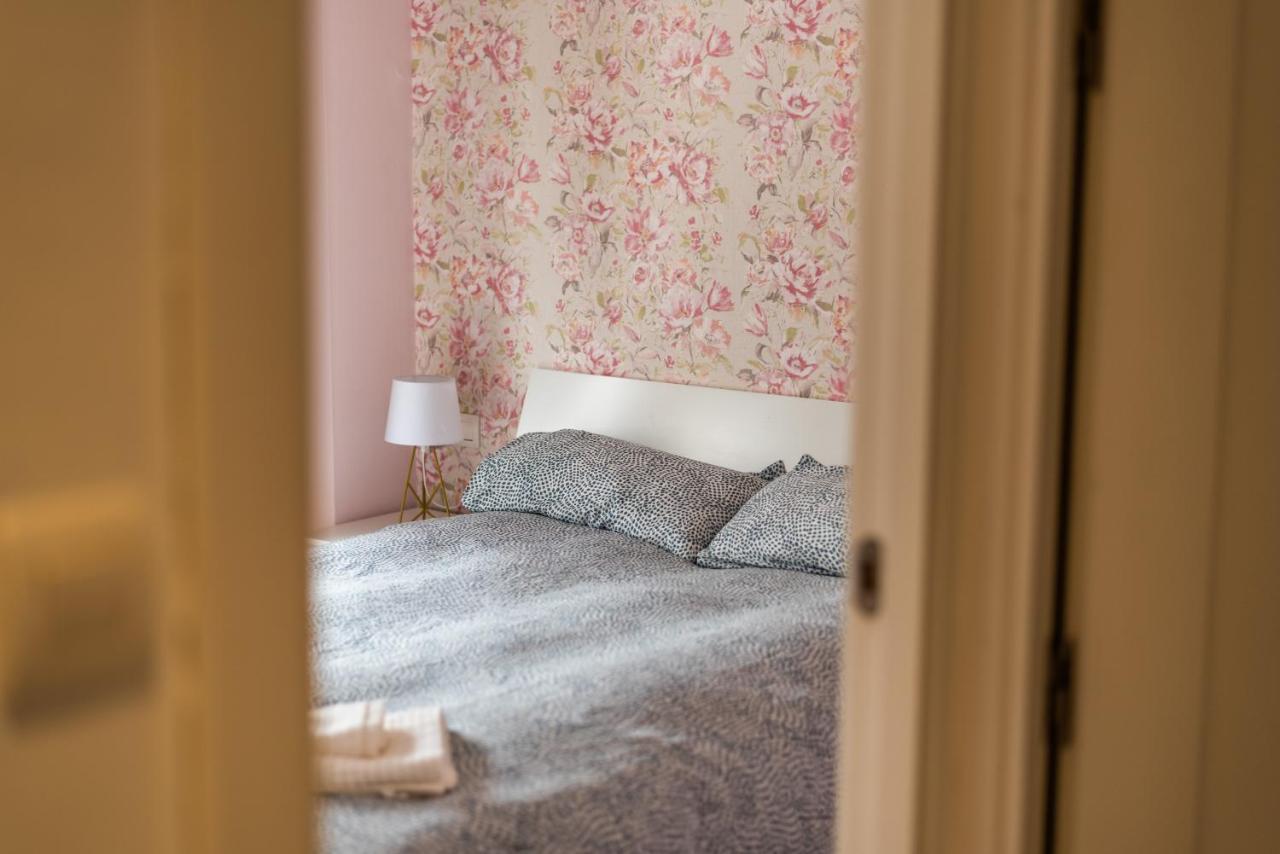 Tuguest Isabel La Catolica II Apartment Гранада Экстерьер фото